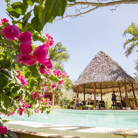Hotel Cantarana Playa Grande Exterior photo