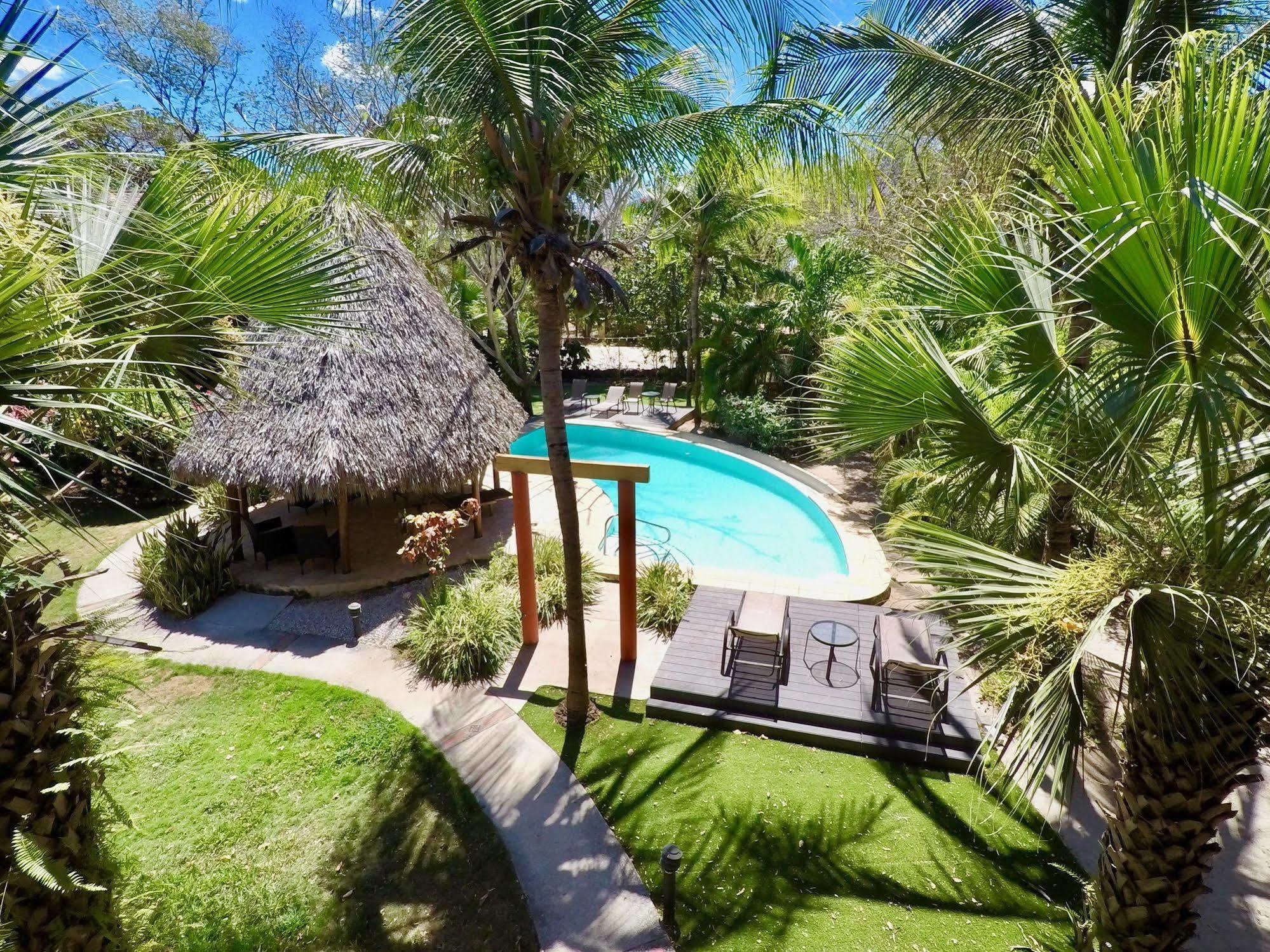Hotel Cantarana Playa Grande Exterior photo