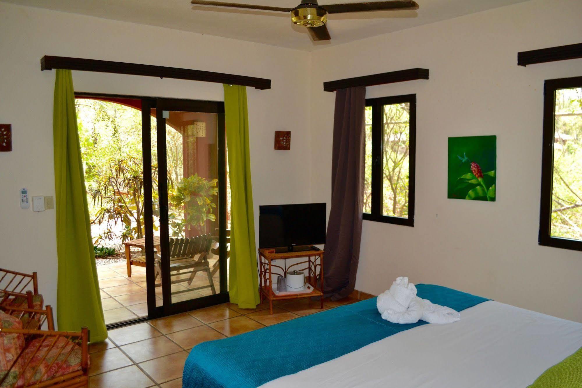Hotel Cantarana Playa Grande Exterior photo